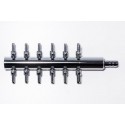 Luftfordeler 12 i metal med tilslutning 8mm input og output 12 x 4 mm